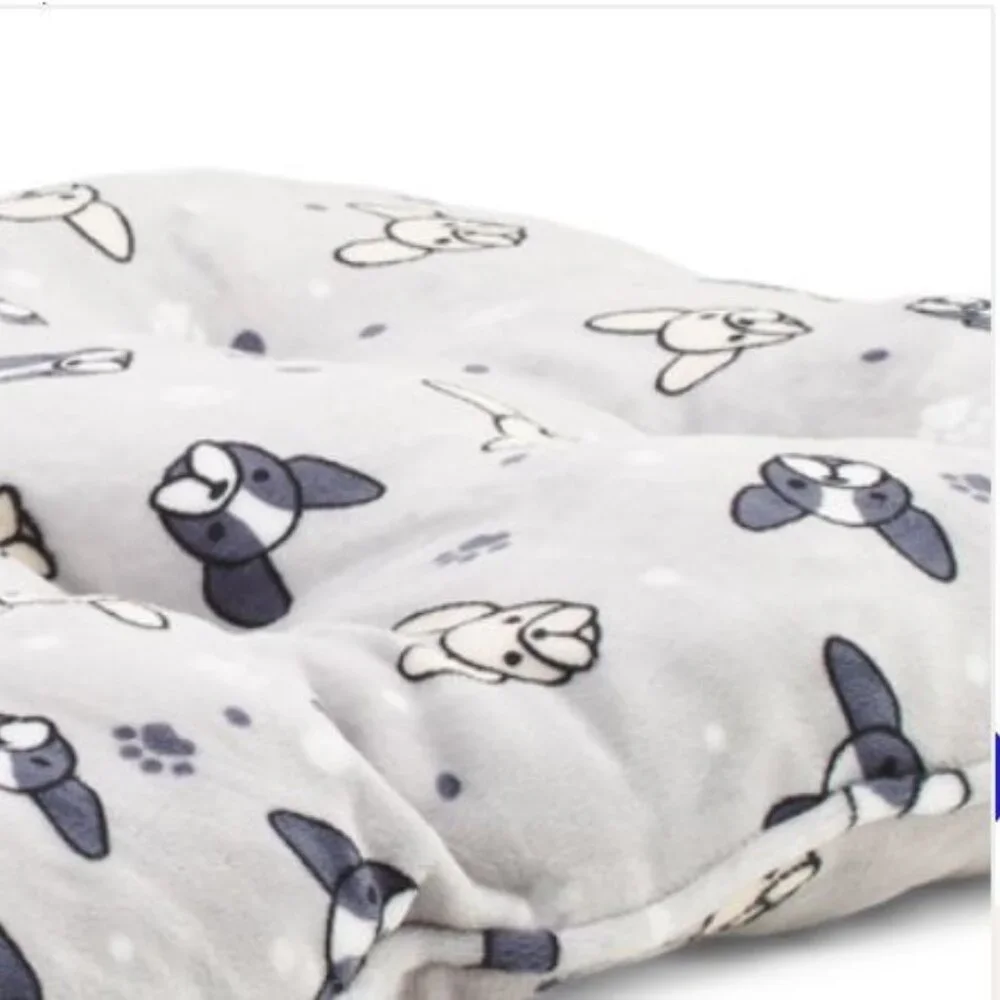 NWT MDESIGN Flannel Fleece DOG Freddy Frenchies Crate Mat/BED 36in W x 23in H